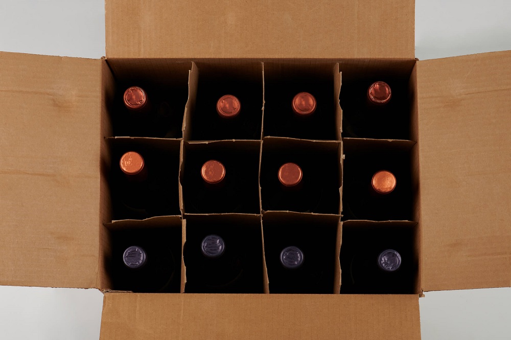 partitioned wine box